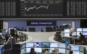 PSI na 'linha de água' em dia de bolsas europeias no vermelho
