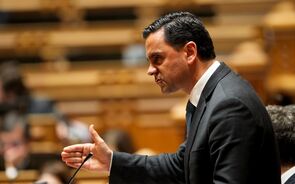 Governo cria fundo financeiro para apoiar reconstrução e vida das pessoas