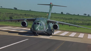 Aviões KC-390 comprados à Embraer vão combater incêndios