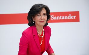 Santander paga indemnizações até 250 mil euros aos trabalhadores com mais de 50 anos em Espanha que rescindam