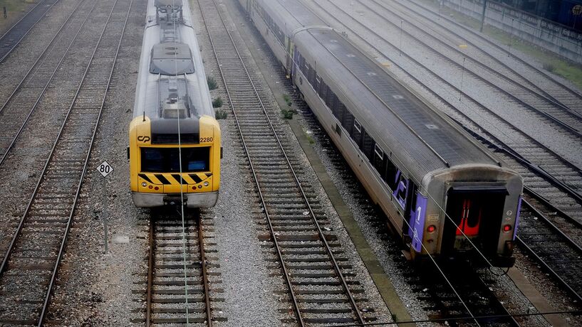 Concorrência acusa Mota-Engil, Teixeira Duarte e mais três empresas de cartel na manutenção ferroviária