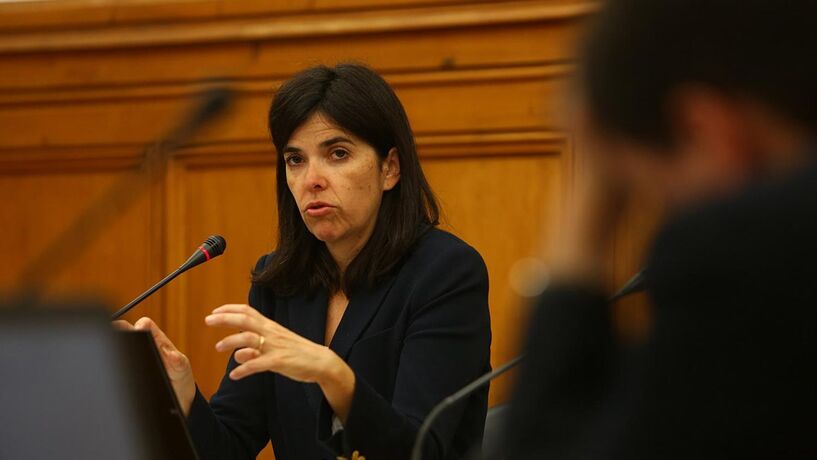 AdC faz recomendações para transportes e profissões liberais que valem 380 milhões