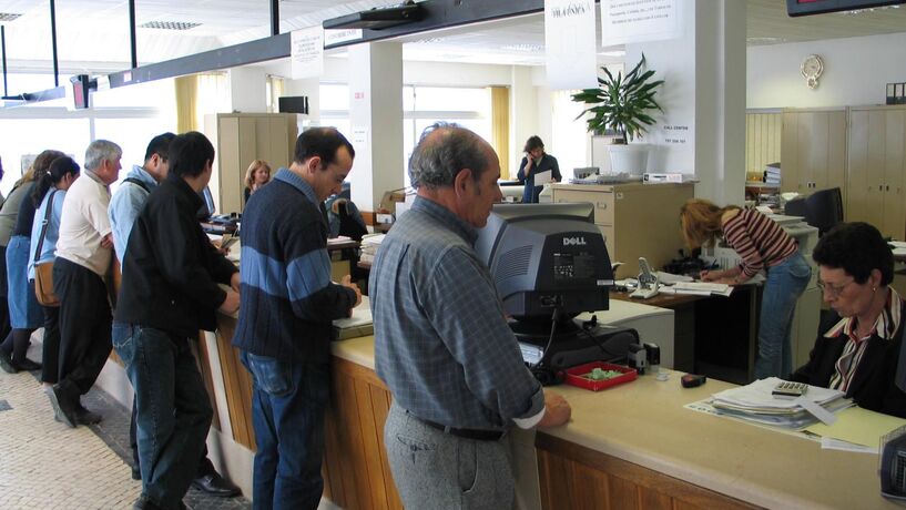 Filhos até aos 25 anos e rendimentos até 8120 euros entram no IRS dos pais