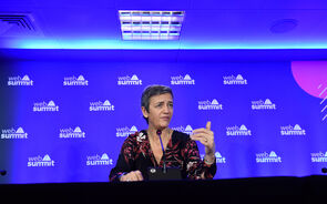 Vestager: Ainda “não há casos” que justifiquem desmembrar empresas