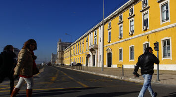 Estado também foge às comissões bancárias