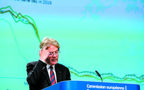 Bruxelas emite hoje recomendações aos 27 para superarem a crise