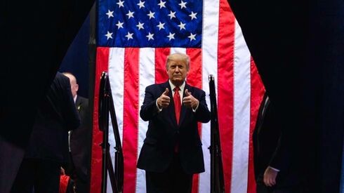 Trump é contrariado pelo secretário da Defesa e fica mais isolado no divisionismo 