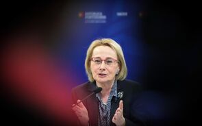 DGS revê norma sobre isolamento após contacto com infetados