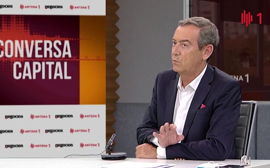 Miguel Guimarães deixa críticas à ministra da Saúde e à diretora-geral