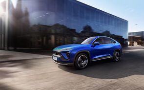 Há uma fabricante automóvel que já sobe mais de 1.000% em bolsa desde março