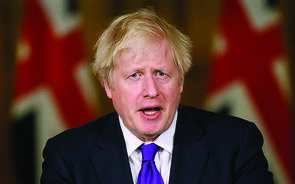 Boris Johnson avisa empresas e cidadãos para prepararem Brexit sem acordo