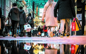 IHS: Atividade privada volta a contrair e aumenta probabilidade de queda do PIB no 1º trimestre