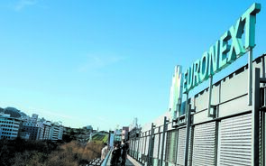 Bolsa nacional sobe pela quarta sessão com PSI-20 a caminho dos 5 mil pontos