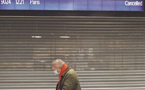 Reino Unido no epicentro de novo abalo nas bolsas