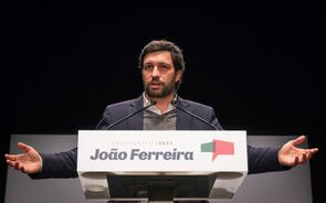 João Ferreira determinado no combate e na derrota aos 'projetos antidemocráticos e em confronto com a Constituição'